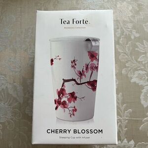 Tea Forte Kati Cup Ceramic Tea Infuser Cup with Infuser Basket and Lid for Steep